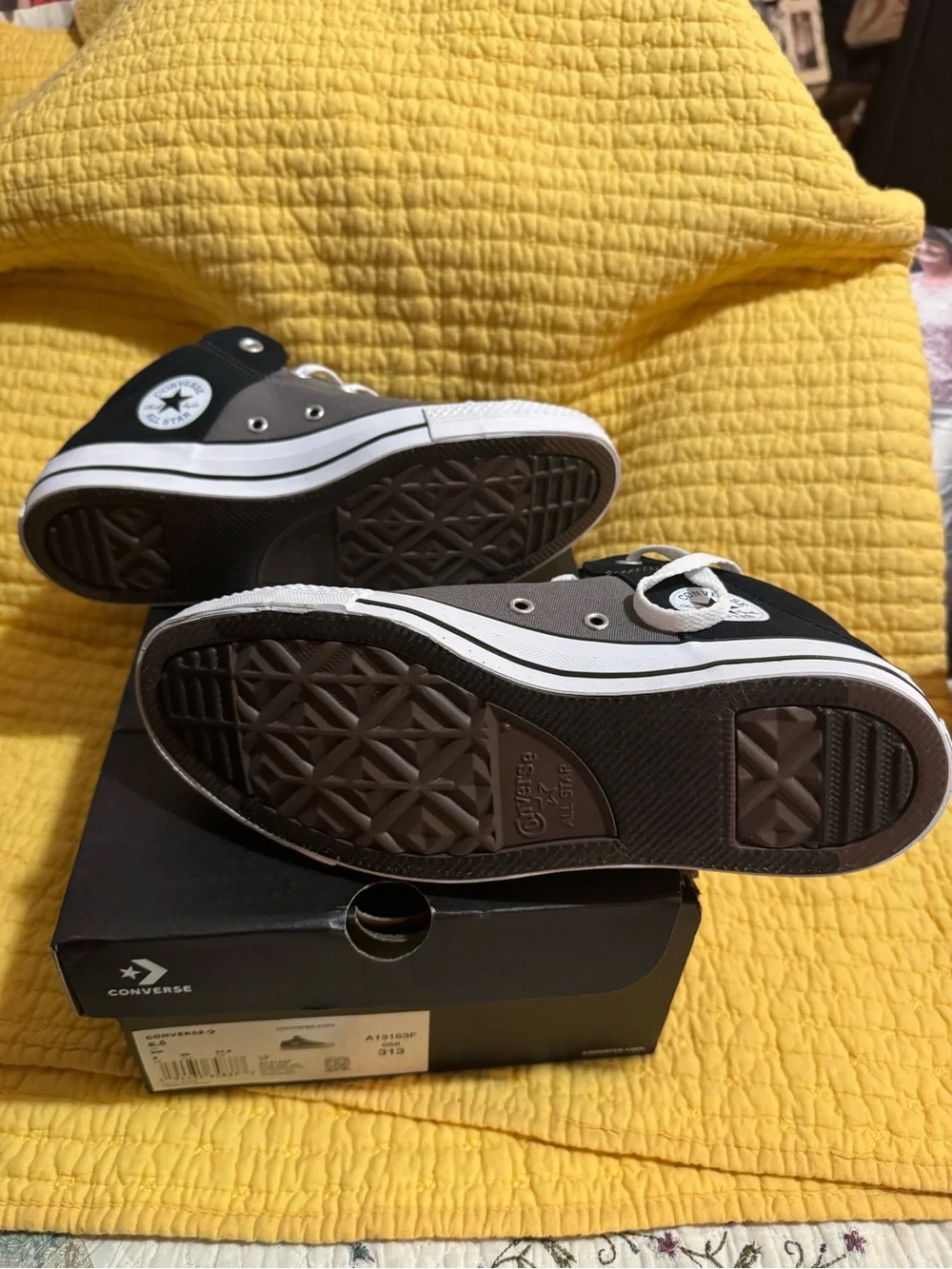Converse kids low
